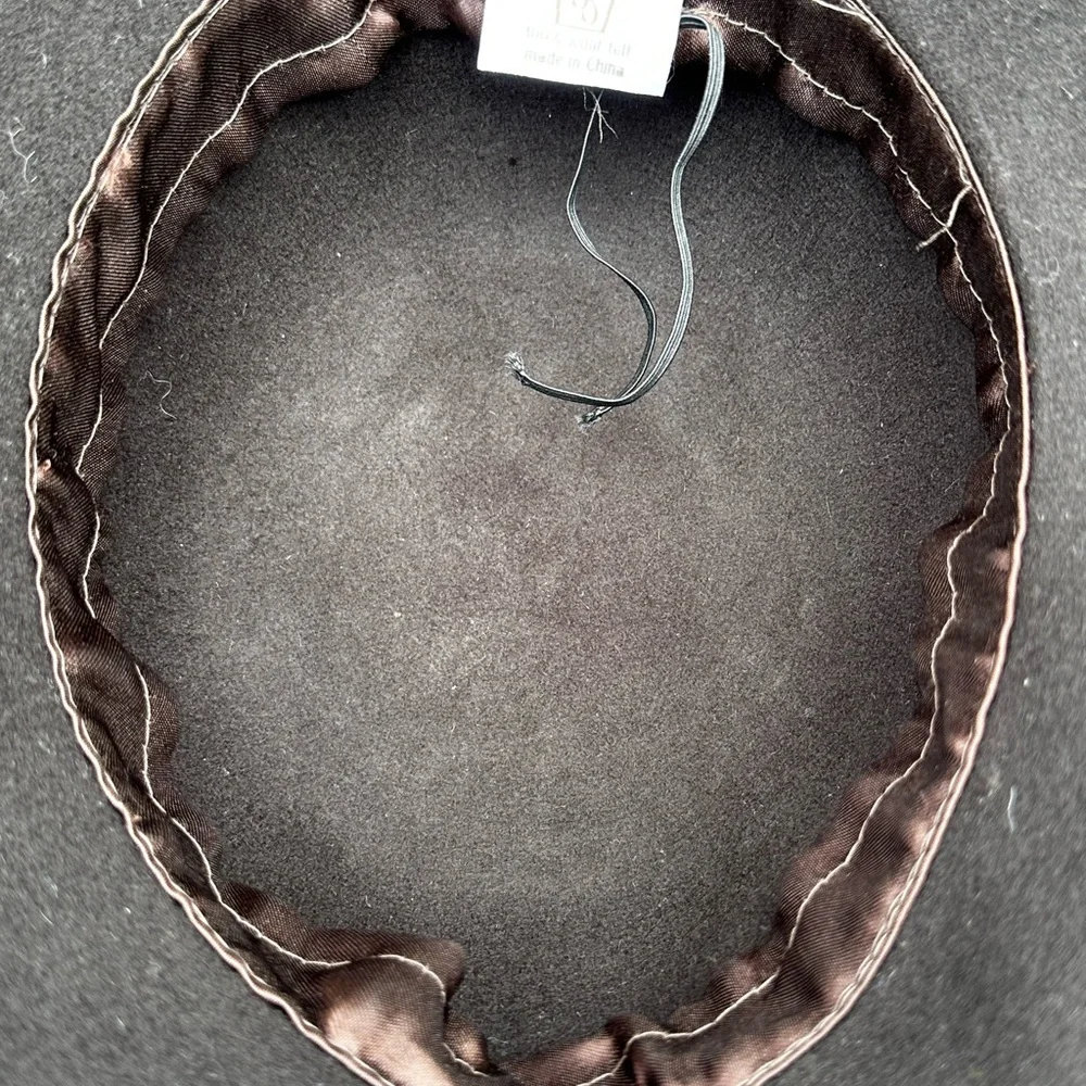 100% WOOL FELT Cloche Hat with Brown Satin Rose and Feather Detail Pretty Easter - Picture 12 of 13